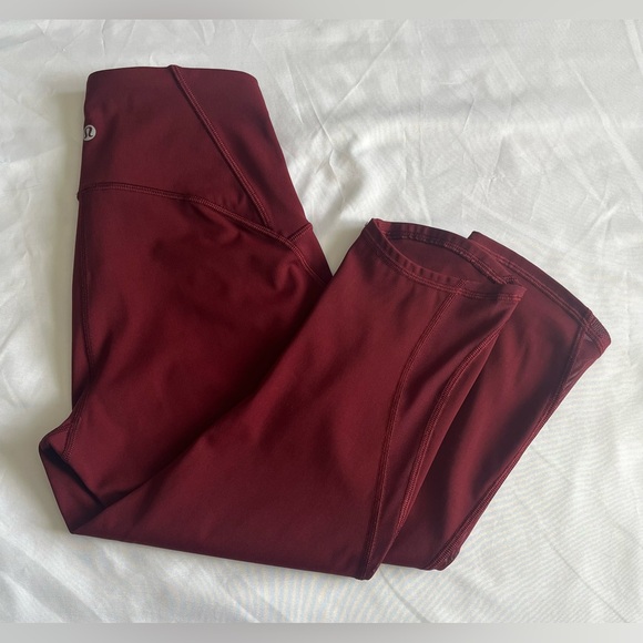 Lululemon Train Times Crop (17") - Size 6 Deep Rouge - Picture 6 of 9
